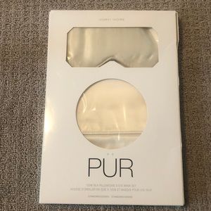 PUR 100% silk pillowcase and mask